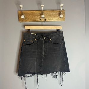 Levi’s skirt black size 27 (IT#0025)
